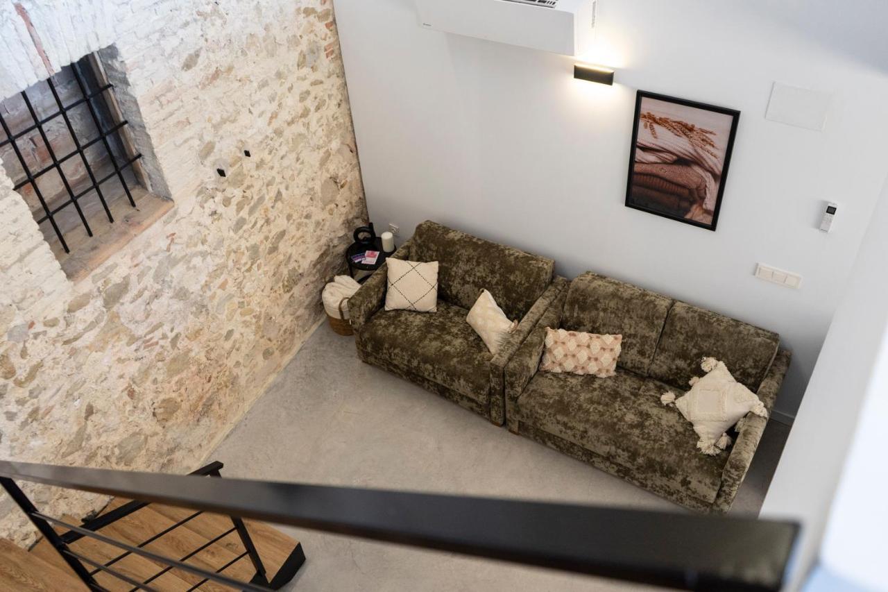 Apartamentos Bocairenthomes, En Pleno Centro De Bocairent, Con Pequena Piscina Y Parking Privado Esterno foto