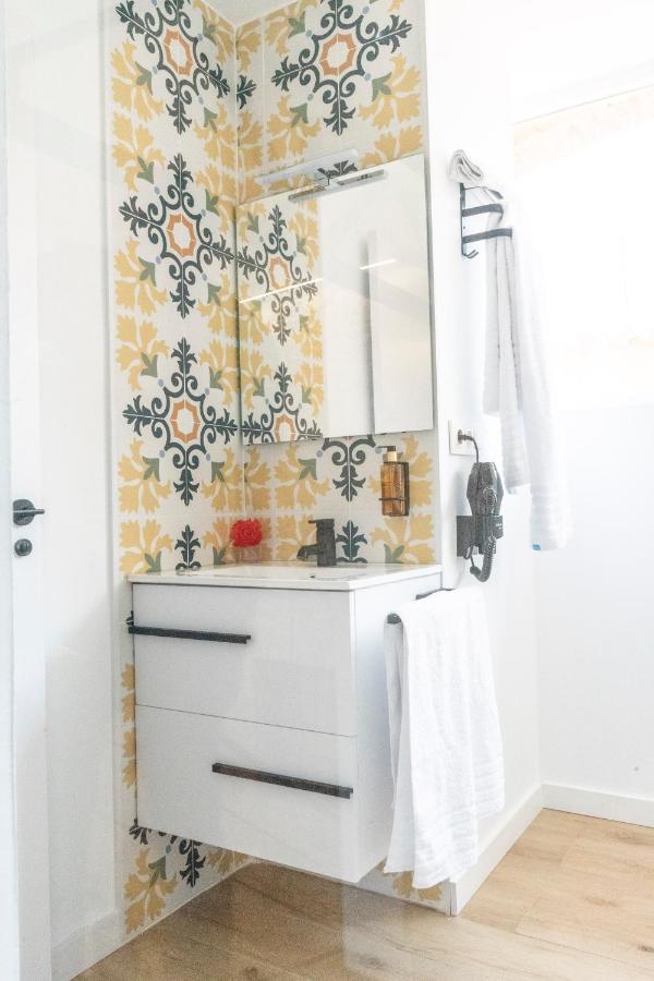 Apartamentos Bocairenthomes, En Pleno Centro De Bocairent, Con Pequena Piscina Y Parking Privado Esterno foto