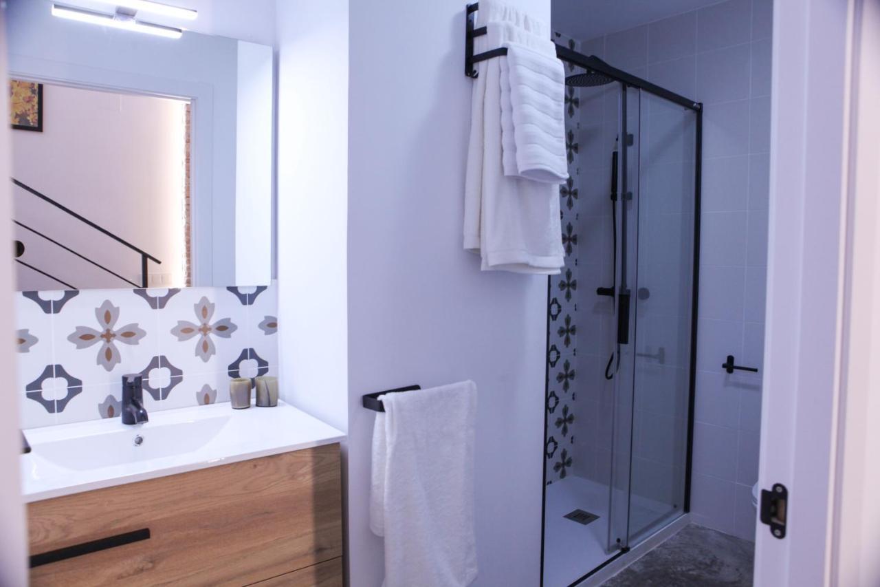 Apartamentos Bocairenthomes, En Pleno Centro De Bocairent, Con Pequena Piscina Y Parking Privado Esterno foto