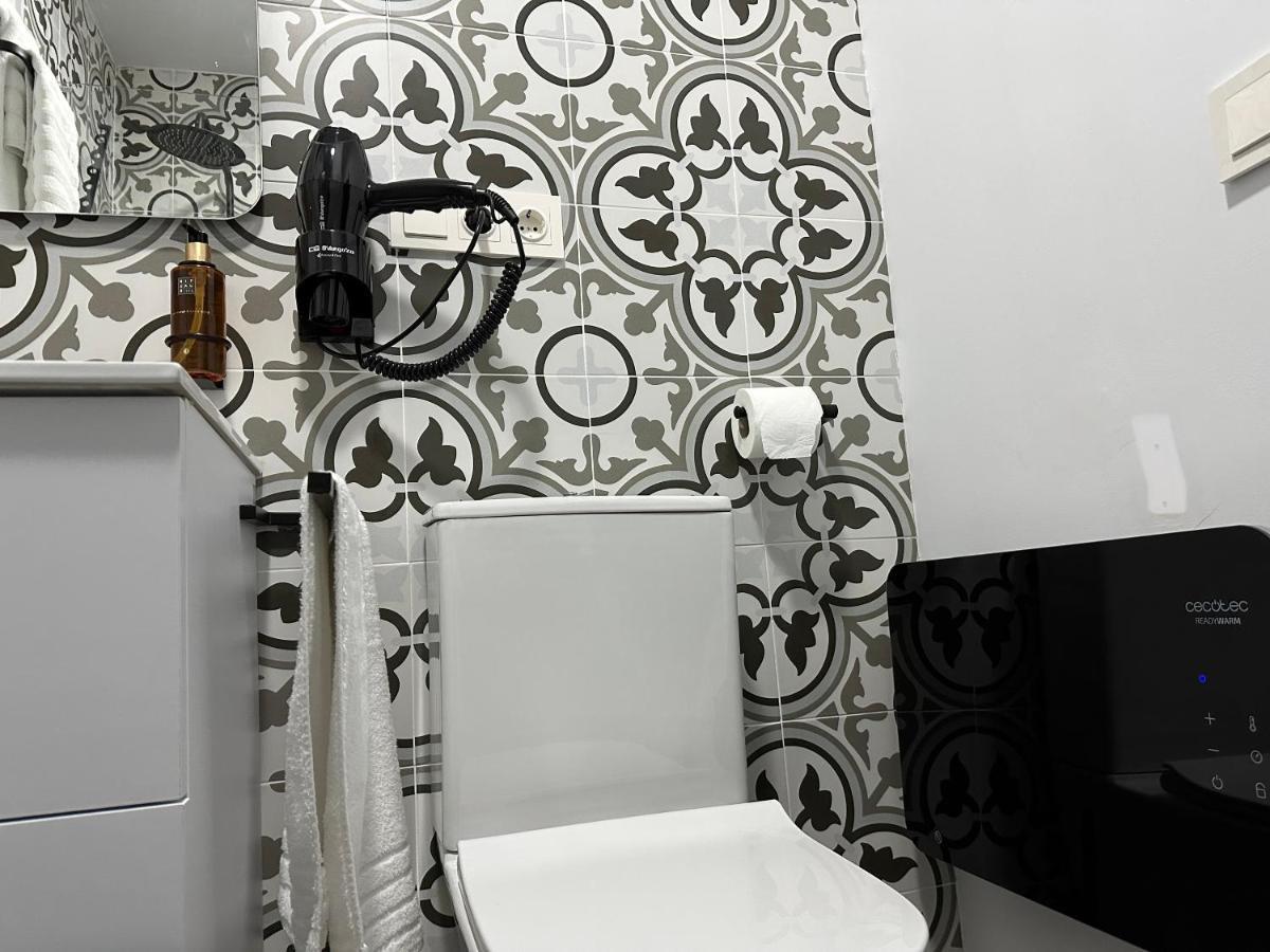 Apartamentos Bocairenthomes, En Pleno Centro De Bocairent, Con Pequena Piscina Y Parking Privado Esterno foto