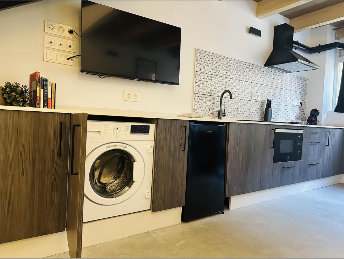 Apartamentos Bocairenthomes, En Pleno Centro De Bocairent, Con Pequena Piscina Y Parking Privado Esterno foto